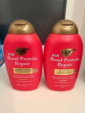 OGX Bond Protein Repair Shampoo & Conditioner - Pink/Gold Bottles
